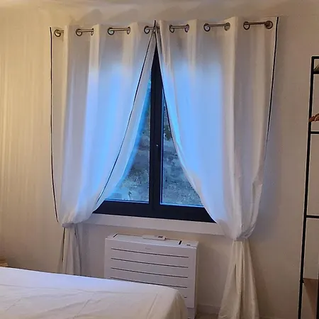 Argonaute Apartment *